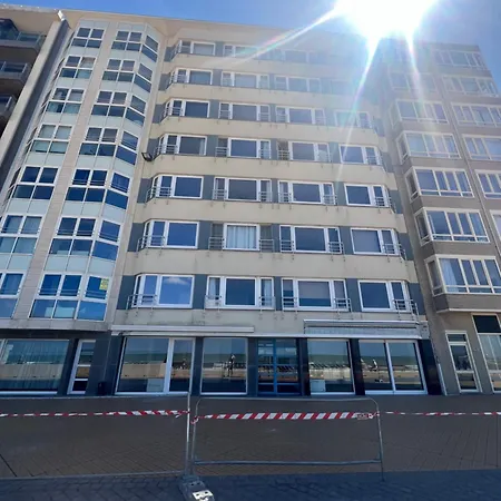 La Brise Et La Mer- Frontaal Zeezicht! Apartment